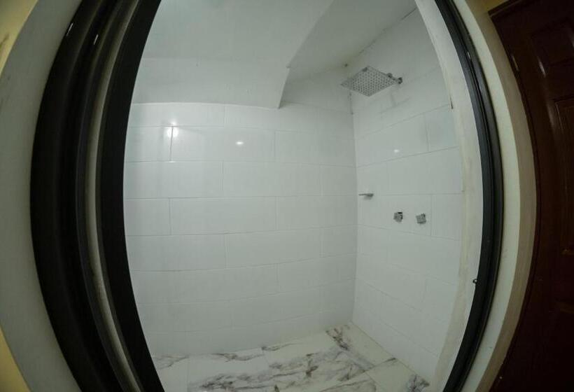 بنسيون Room In Guest Room   17 Large Room For Two People