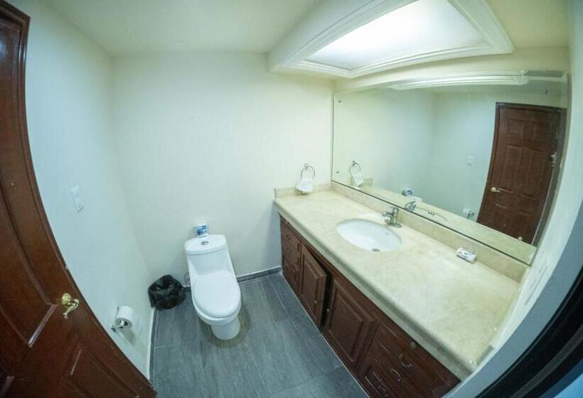 膳宿费 Room In Guest Room   17 Large Room For Two People