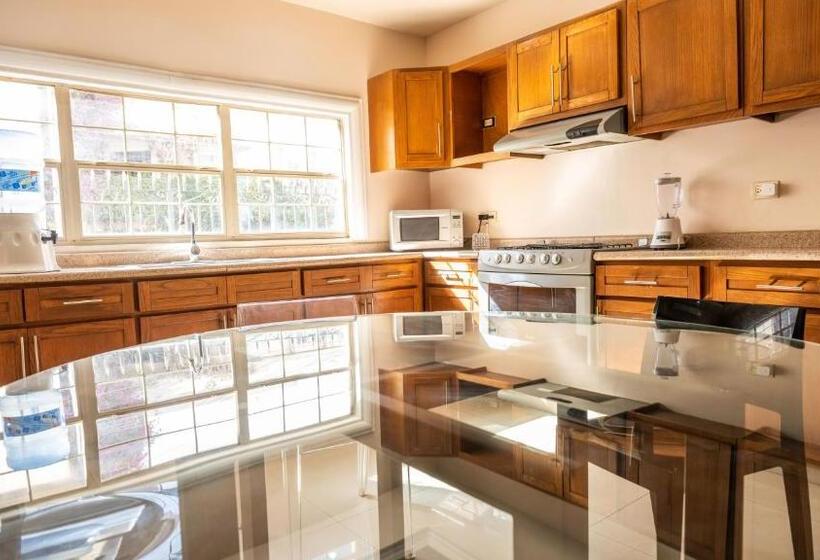 بنسيون Room In Guest Room   17 Large Room For Two People