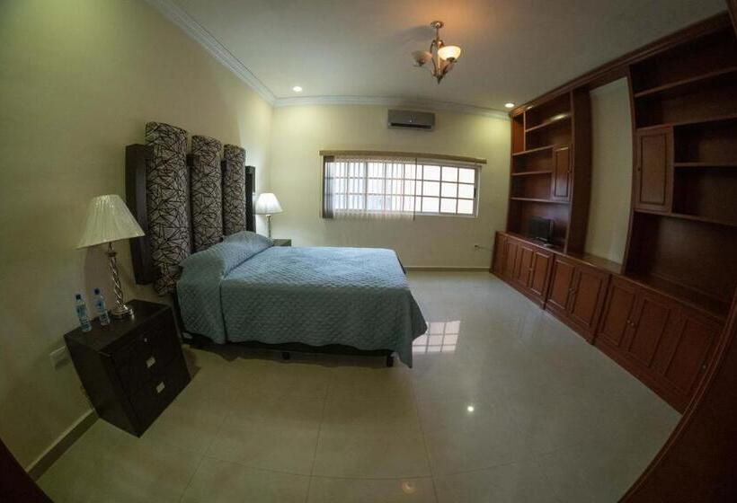 膳宿费 Room In Guest Room   17 Large Room For Two People