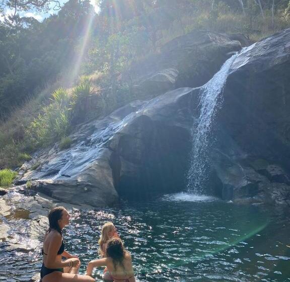 פנסיון Thomasha Homestay & Tuk Tuk Service