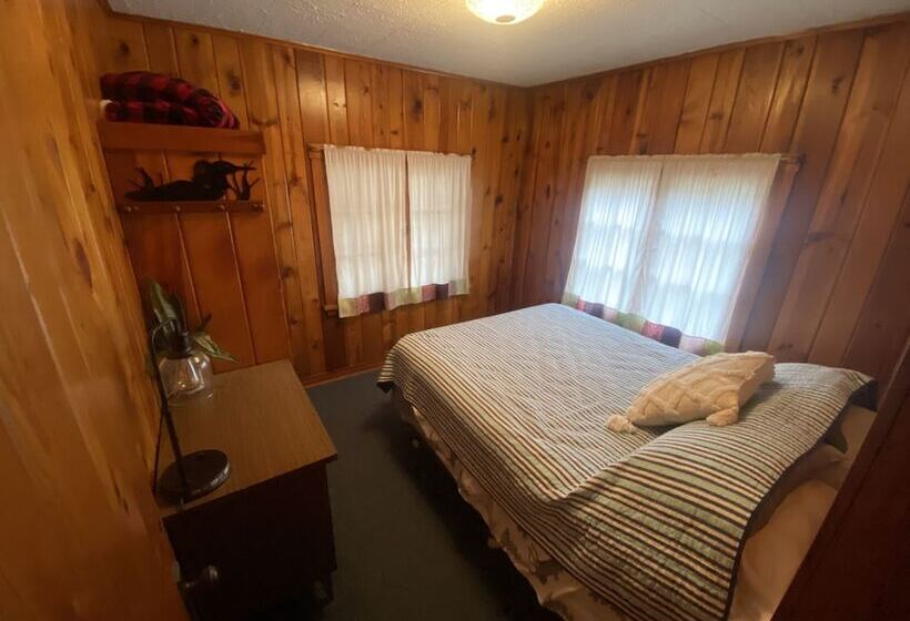 Riverside Point Resort