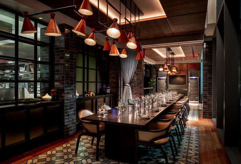 The Ray Hotel Delray Beach, Curio Collection By Hilton