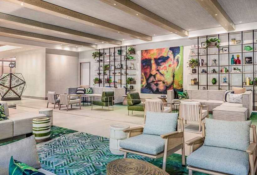 The Ray Hotel Delray Beach, Curio Collection By Hilton