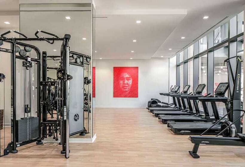 The Ray Hotel Delray Beach, Curio Collection By Hilton