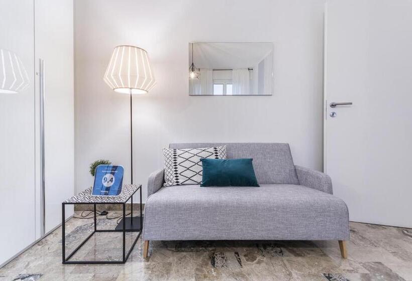 4 Star Bologna Train Station Self Check In