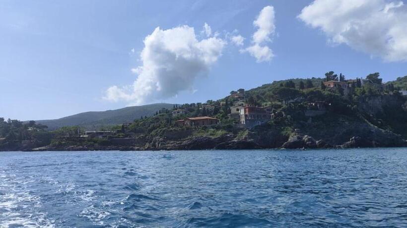 צימר Villa Flora Argentario