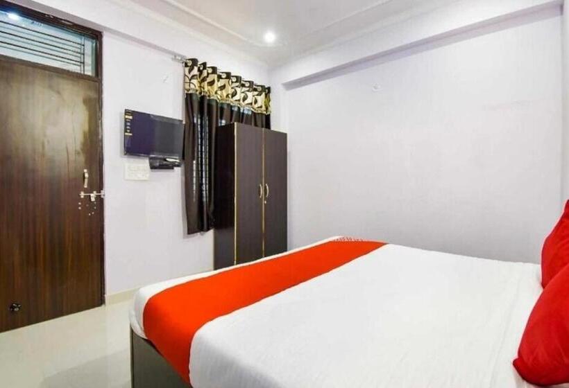 בית מלון כפרי Collection O Welcome Regency