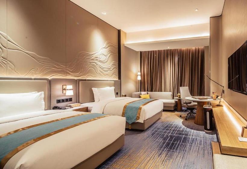 Отель Sunshine Plaza Taiyuan Downtown