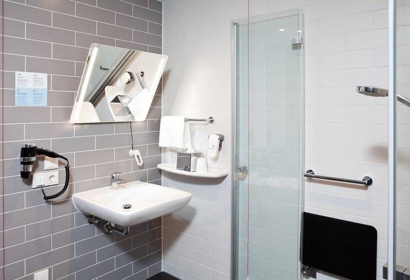 ホテル Holiday Inn Express   Offenburg, An Ihg