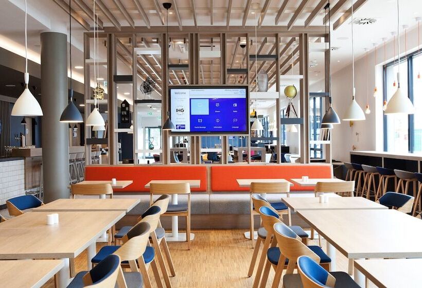 ホテル Holiday Inn Express   Offenburg, An Ihg