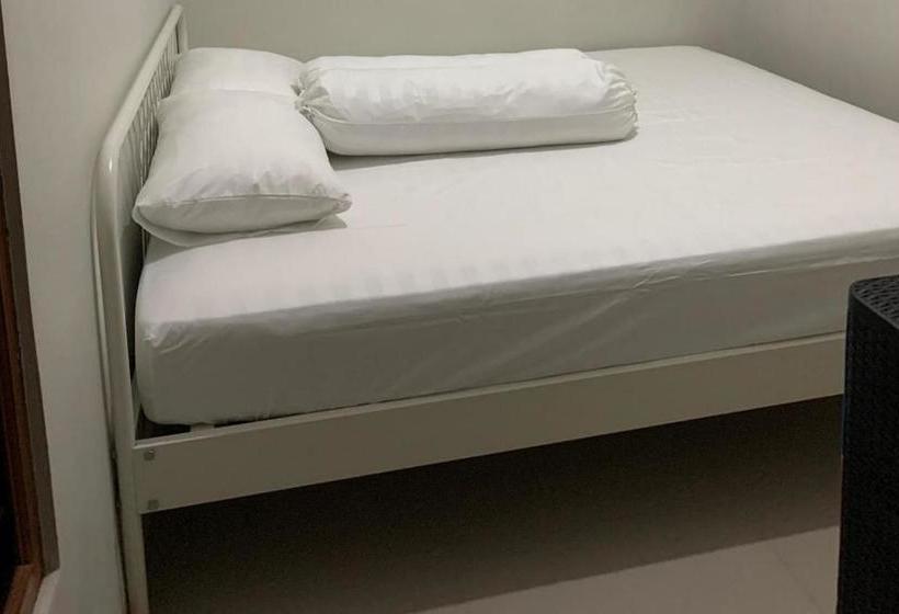 فندق Koolkost Male Syariah Near Pacific Mall Tegal (minimum Stay 6 Nights)