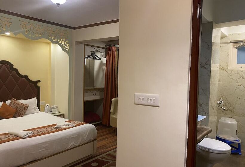 호텔 Omega Residency