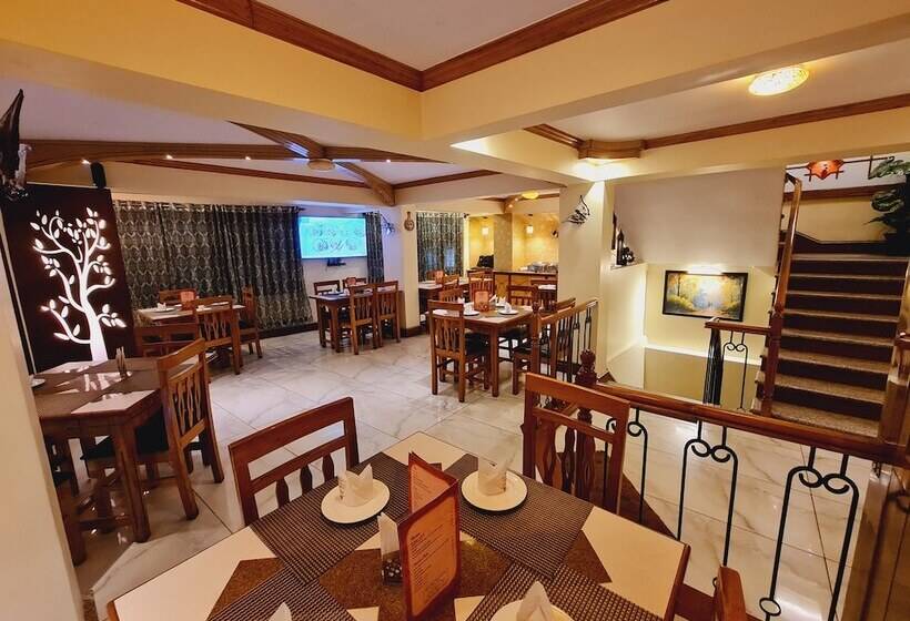 호텔 Omega Residency