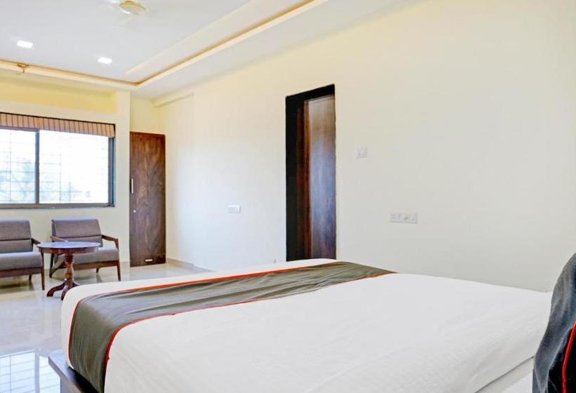 בית מלון כפרי Oyo 80389 Collection O Orchardz Inn