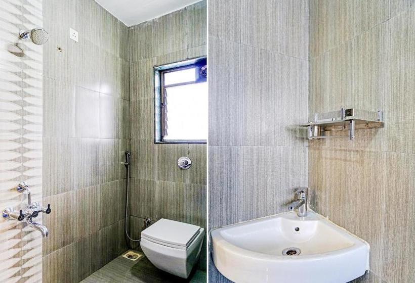 בית מלון כפרי Oyo 80389 Collection O Orchardz Inn