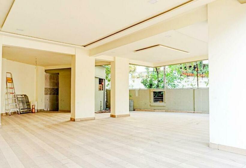 בית מלון כפרי Oyo 80389 Collection O Orchardz Inn