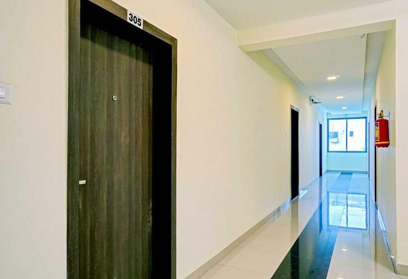 בית מלון כפרי Oyo 80389 Collection O Orchardz Inn