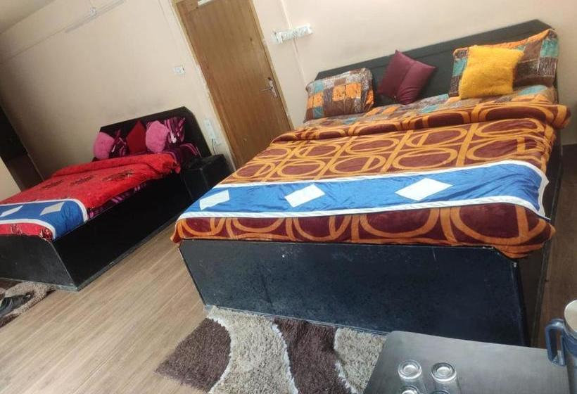 בית מלון כפרי Trinetara By Sonachi