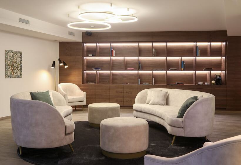 هتل Vincci Alfama 4*