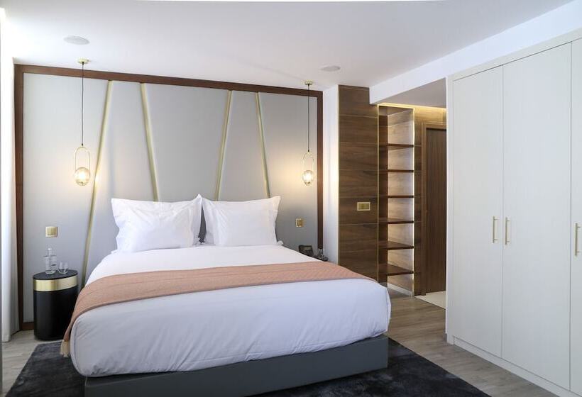 هتل Vincci Alfama 4*