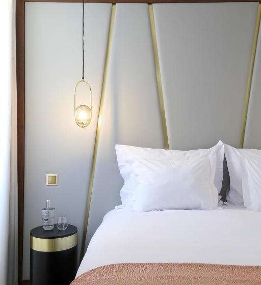 هتل Vincci Alfama 4*