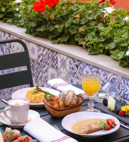 هتل Vincci Alfama 4*