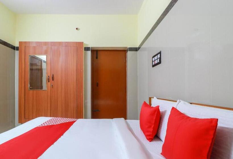 בית מלון כפרי Spot On Raja Lodge