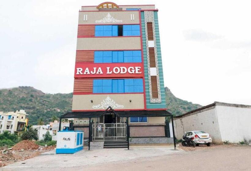 בית מלון כפרי Spot On Raja Lodge