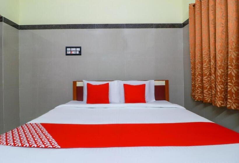 בית מלון כפרי Spot On Raja Lodge