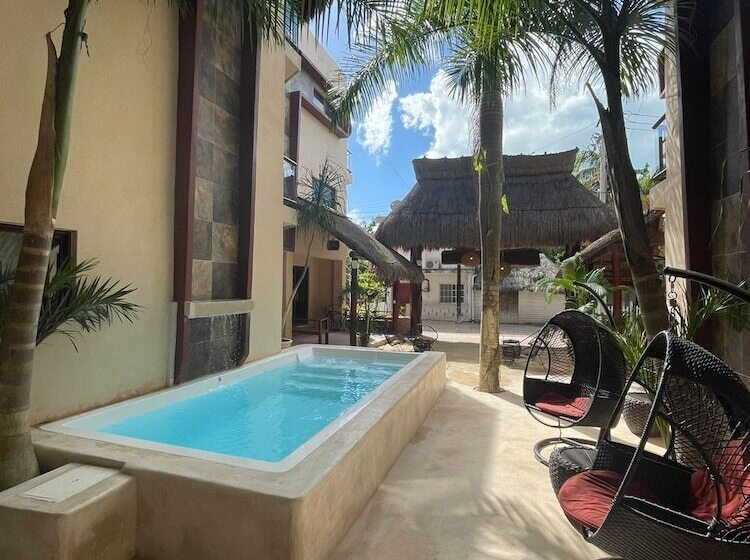 فندق Suites Villas El Jardin