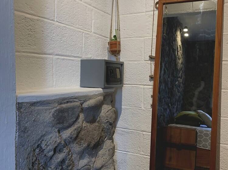 פנסיון Casa Pimampiro