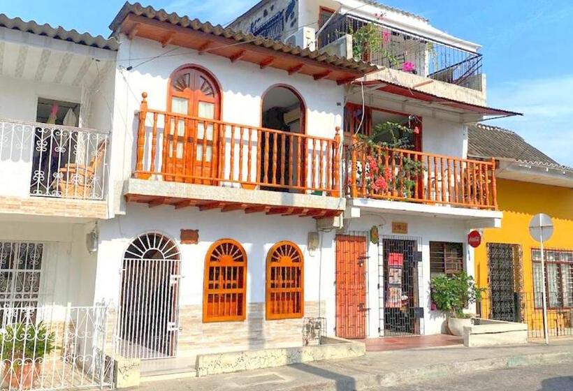 بنسيون Casa El Prado Hostal