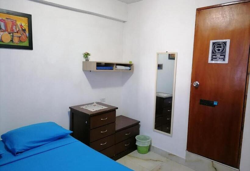 بنسيون Casa El Prado Hostal