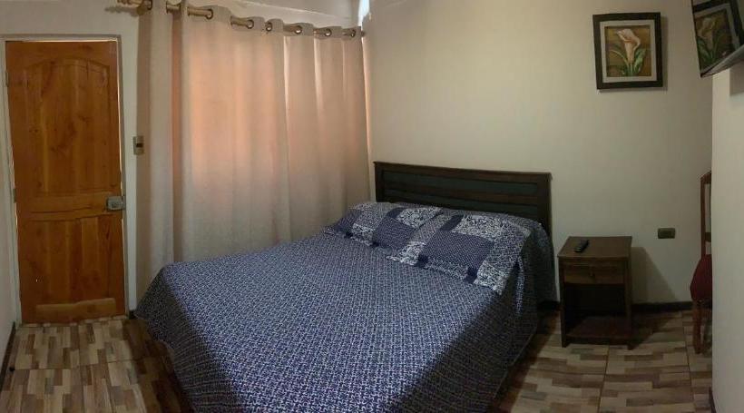 بنسيون Hostal Don Jose