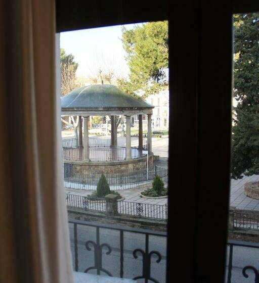 펜션 Hostal Poeta Machado