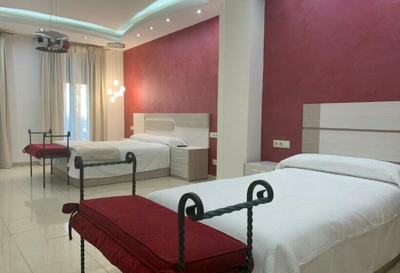 펜션 Hostal Poeta Machado