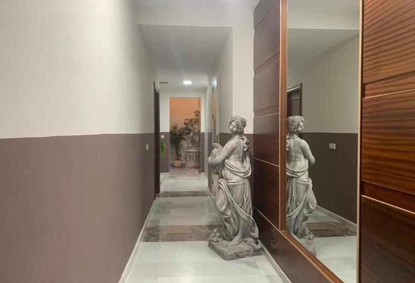 펜션 Hostal Poeta Machado