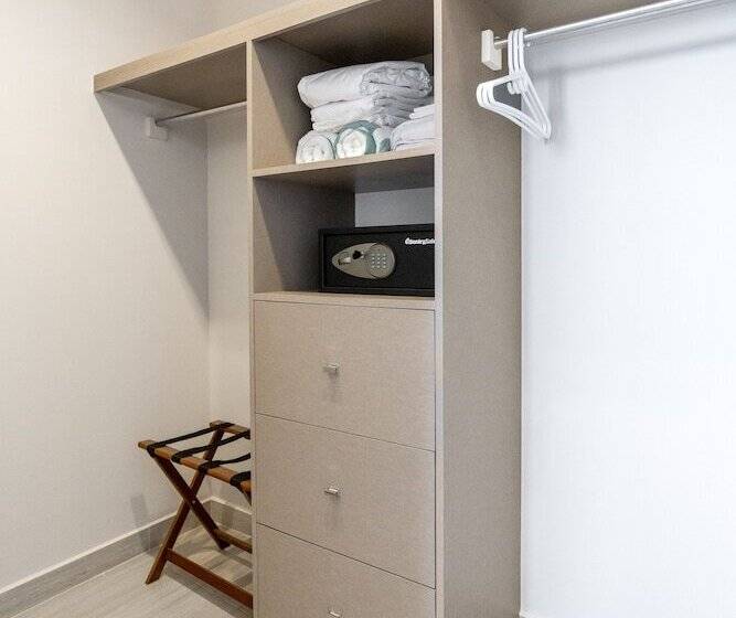 אתר נופש Sunset Caribe Belize