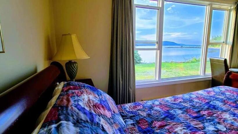 St Ann S Motel & Cottage