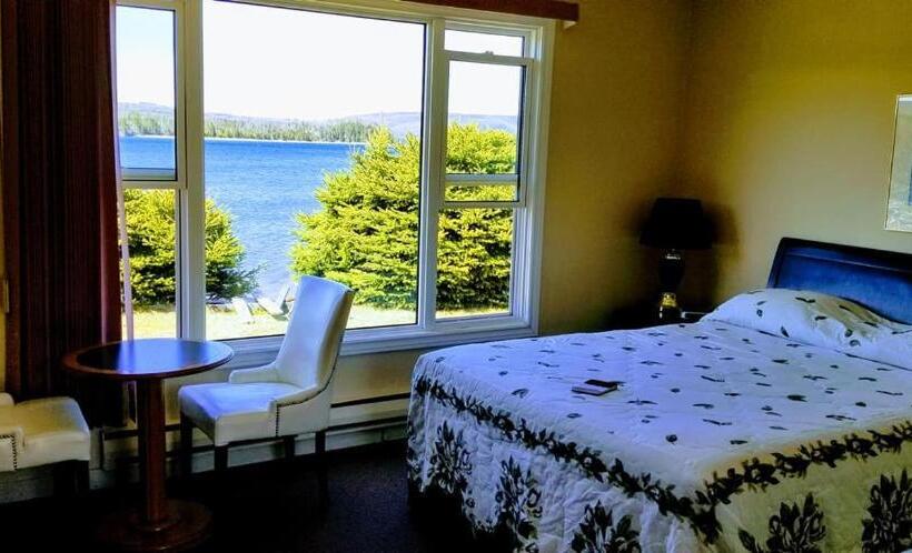 St Ann S Motel & Cottage