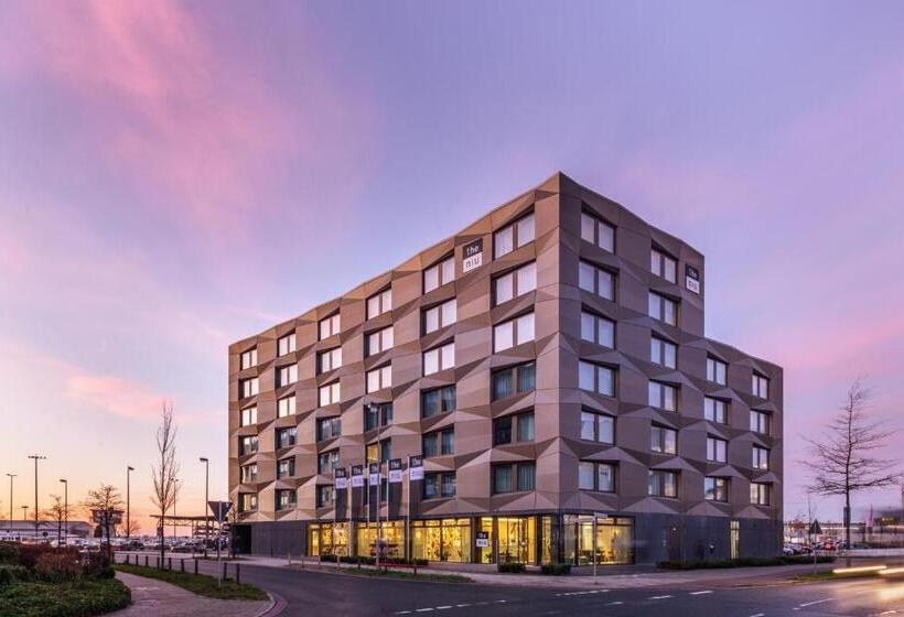 The Niu Crusoe   Apartments