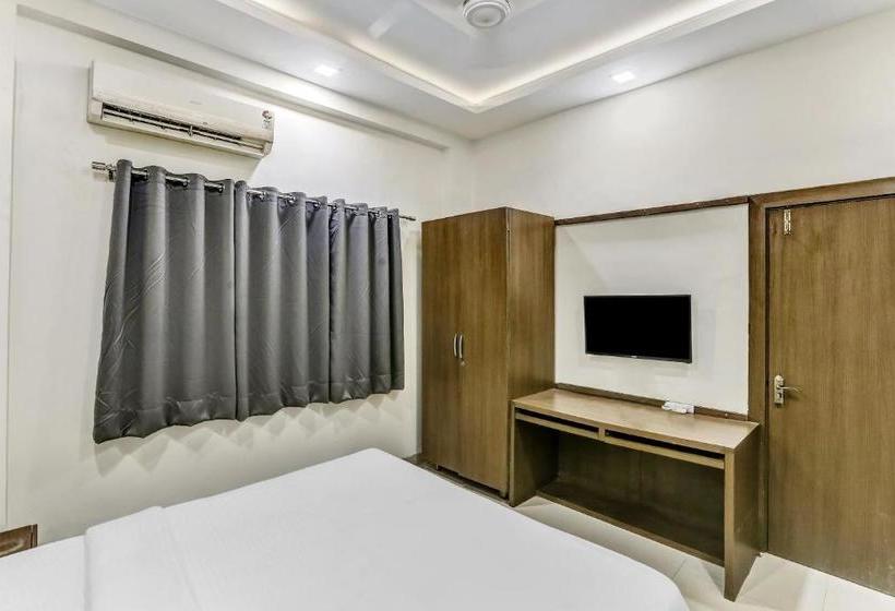 酒店 Capital O Ind699 Royal Stay