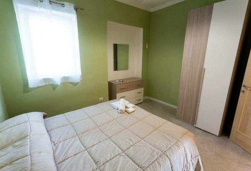 Bed and Breakfast All Ombra Del Pino