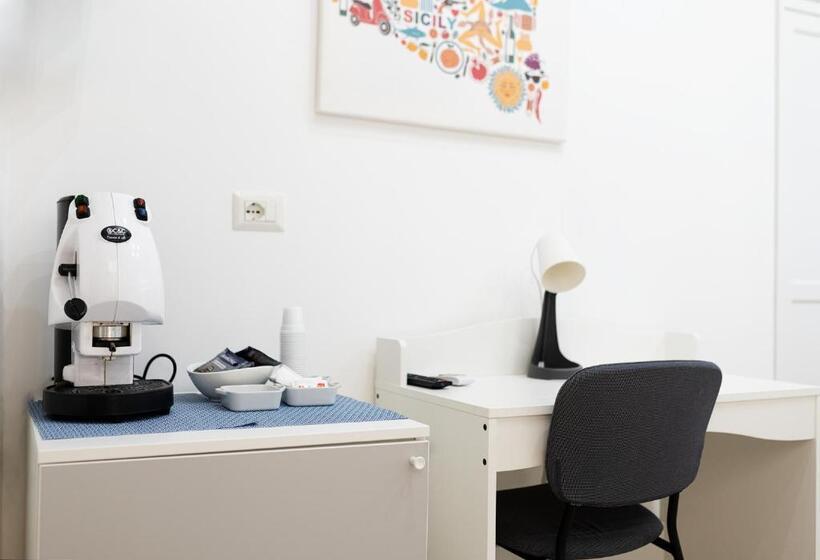 تختخواب و صبحانه Eloro   Guest Houses