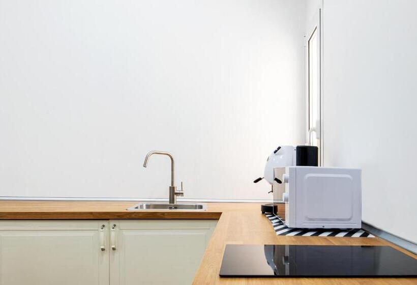 تختخواب و صبحانه Eloro   Guest Houses