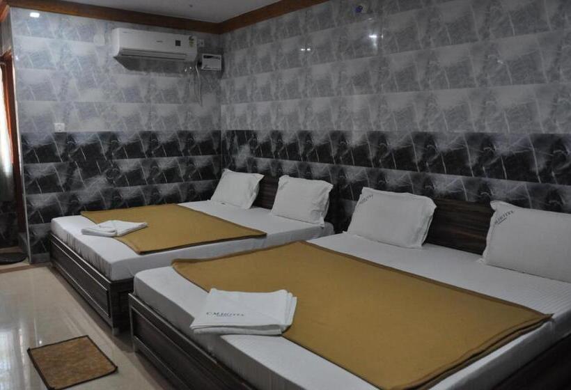 C M Hotel New