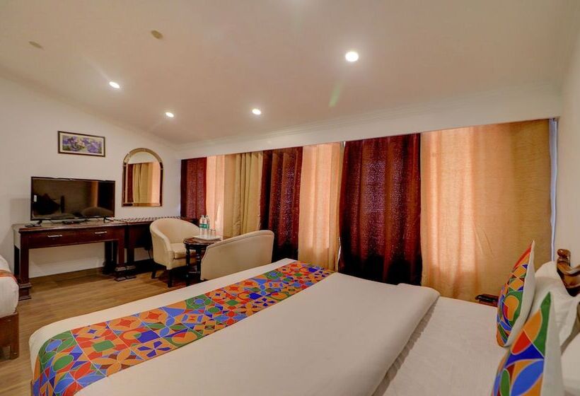 Fabhotel F9 Mall Road