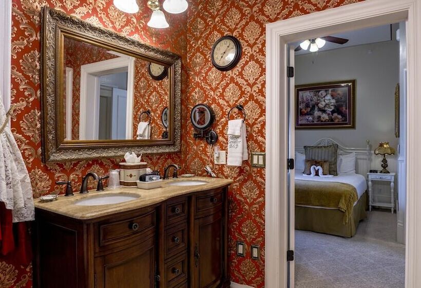 Heber Senator Bed And Breakfast