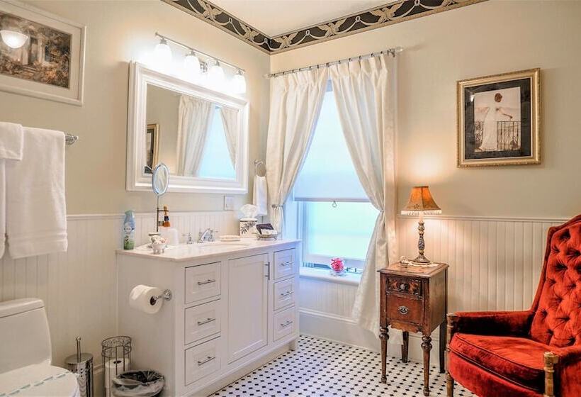 Heber Senator Bed And Breakfast